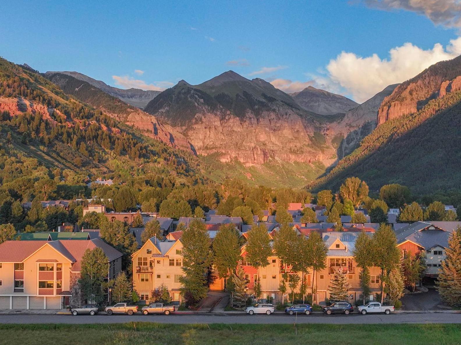 3Br 3 1 2Ba Center Of Everything New Listing On Our New Home Telluride Exterior photo